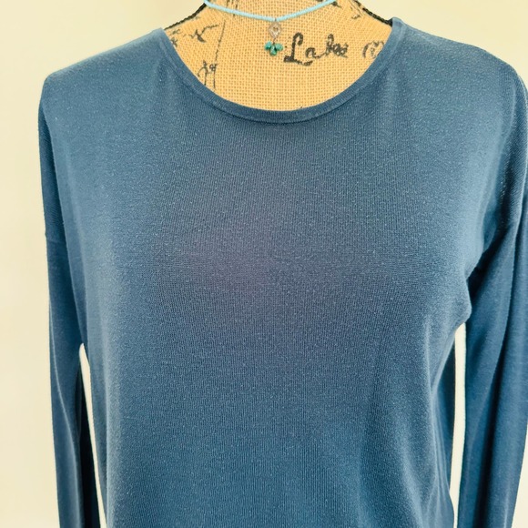 H&M Basics Womens Teal Blue Long Sleeve Crewneck Tee Shirt Size XS - Picture 3 of 8